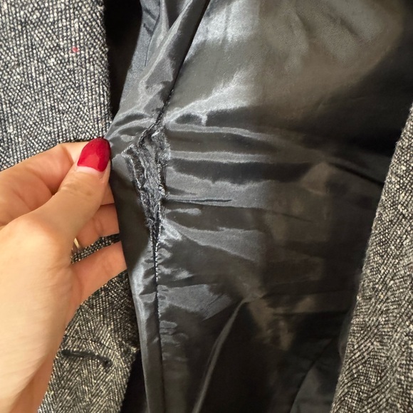 Bisou Bisou three button blazer - Picture 8 of 9